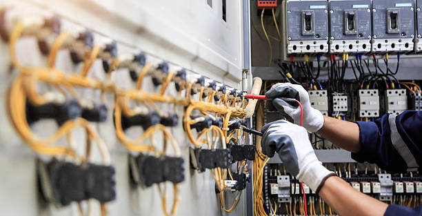 Professional Electrician technician working in Lakeview Estates, GA